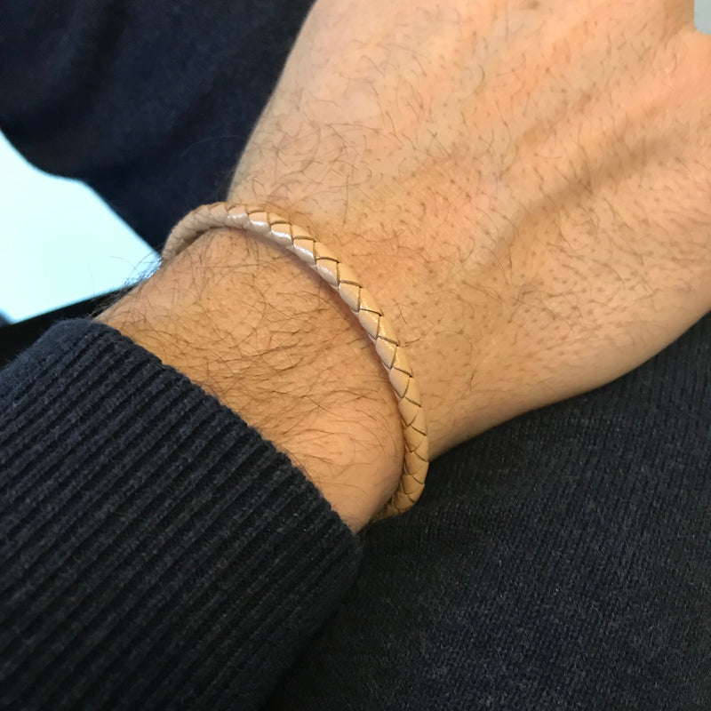 WIM. Beige leren armband (4mm)